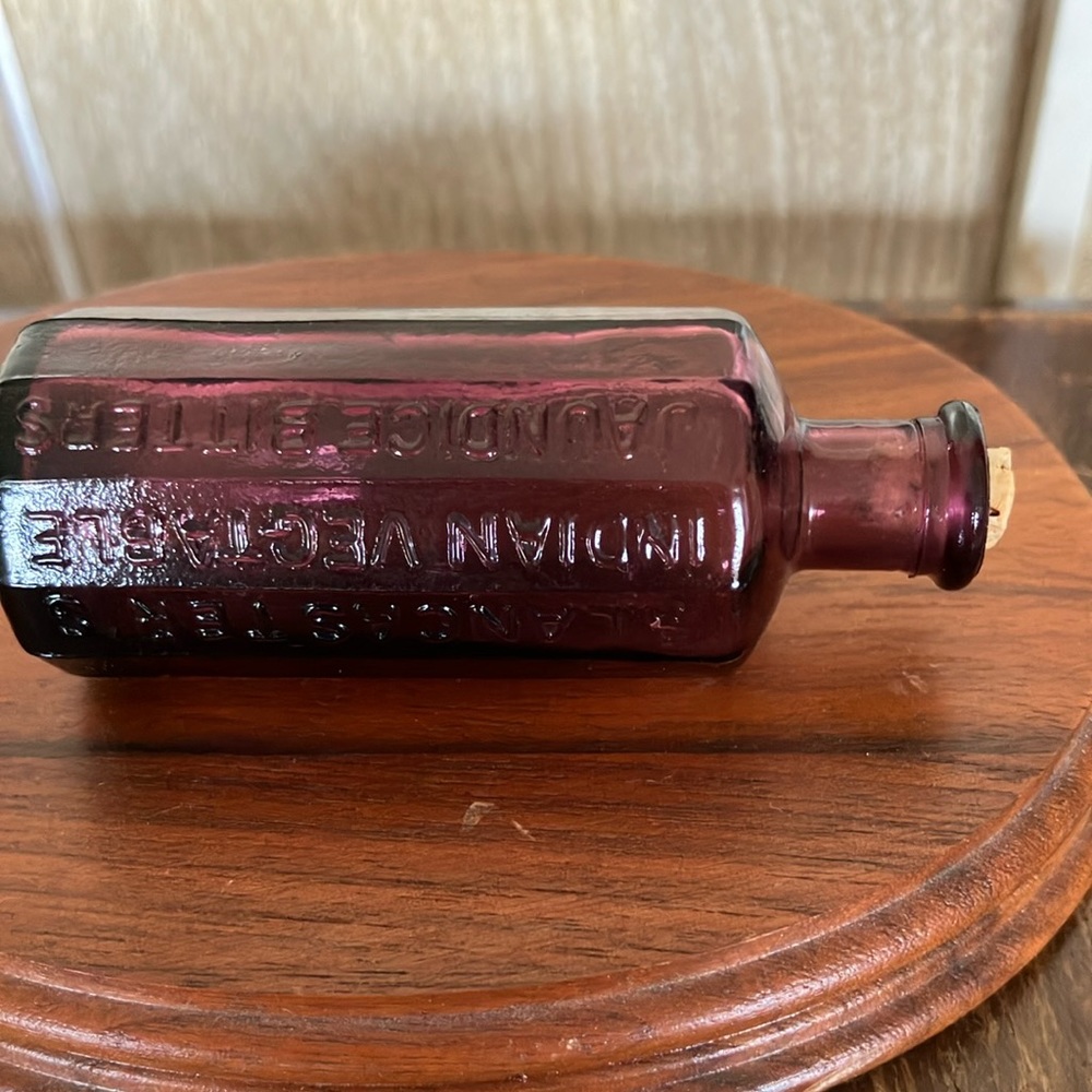 Rare Purple Bottle Col Sam Johnson 1852 Indian Vegetable Jaundice Bitters OLD